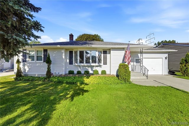 164 South Meadow Drive, North Tonawanda, NY 14120