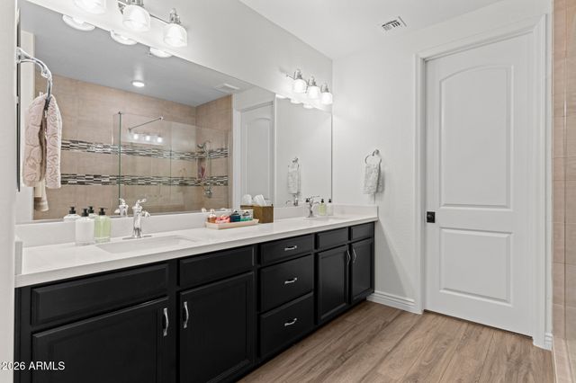 5100 E RANCHO PALOMA Drive 2001, Cave Creek, AZ 85331