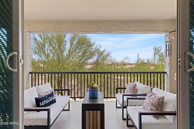 5100 E RANCHO PALOMA Drive 2001, Cave Creek, AZ 85331
