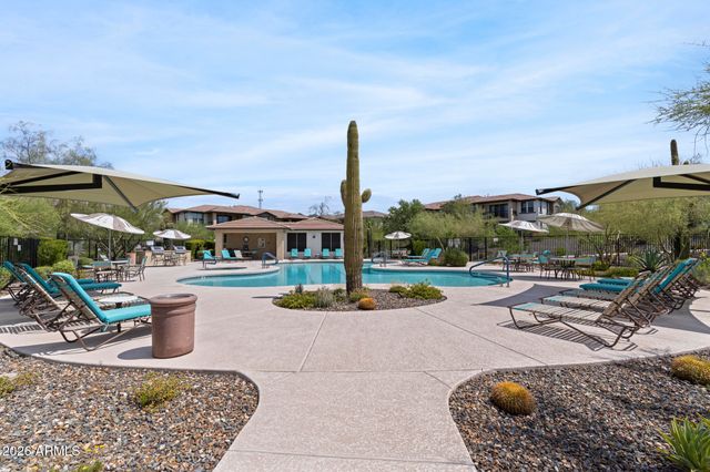5100 E RANCHO PALOMA Drive 2001, Cave Creek, AZ 85331