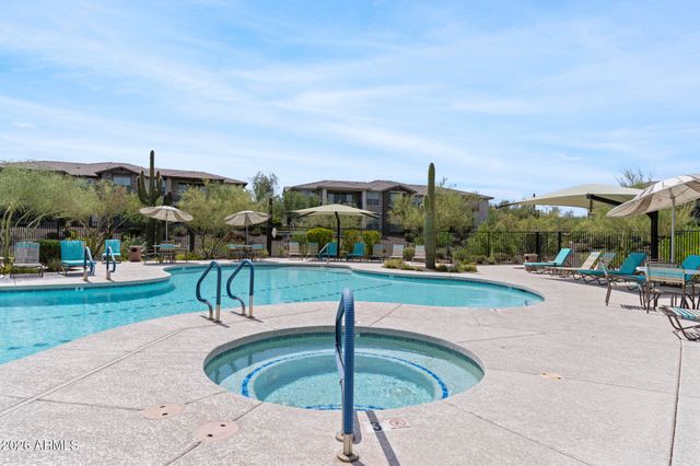 5100 E RANCHO PALOMA Drive 2001, Cave Creek, AZ 85331