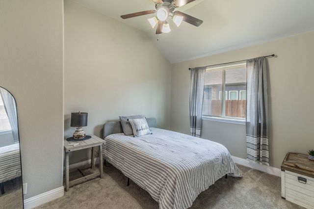 1104 Longhorn Drive, Aubrey, TX 76227