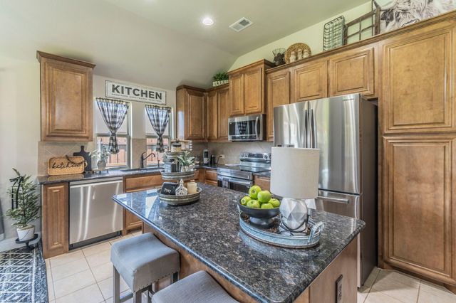 1104 Longhorn Drive, Aubrey, TX 76227