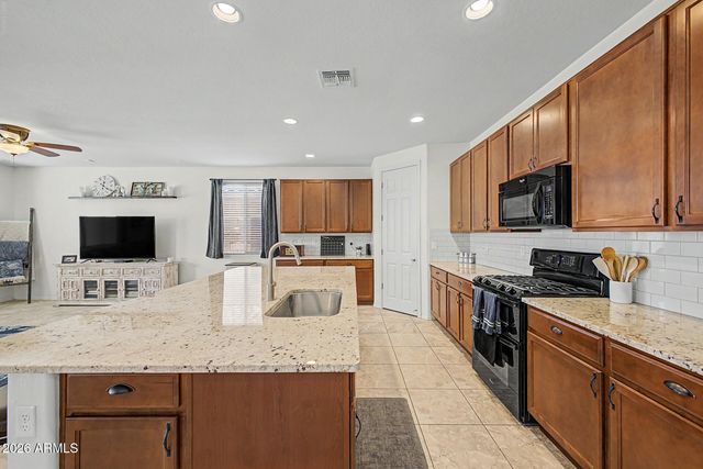 4159 W KIRKLAND Avenue, San Tan Valley, AZ 85144