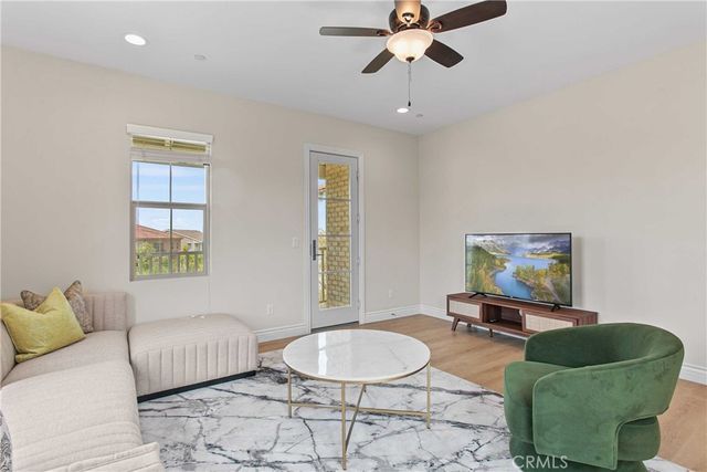 105 Cordial, Irvine, CA 92620