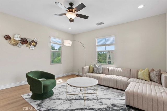 105 Cordial, Irvine, CA 92620