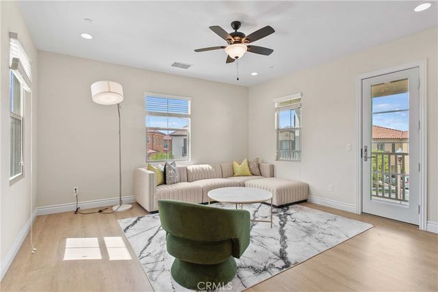 105 Cordial, Irvine, CA 92620
