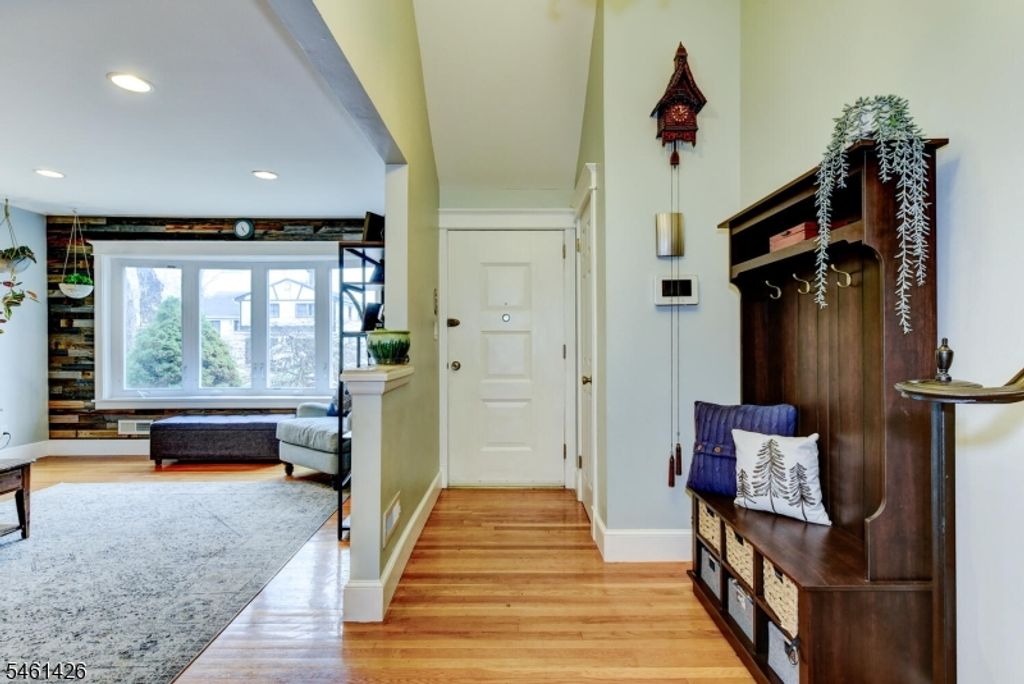 108 Golf Rd, Bloomfield Twp., NJ 07003 — photo 5