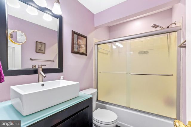 20600 HIGHLAND HALL DR, Montgomery Village, MD 20886