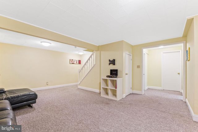 20600 HIGHLAND HALL DR, Montgomery Village, MD 20886
