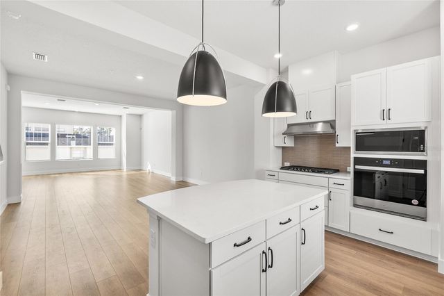 6605 N NEBRASKA AVENUE 10, Tampa, FL 33604