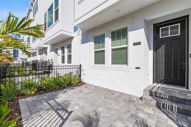 6605 N NEBRASKA AVENUE 10, Tampa, FL 33604