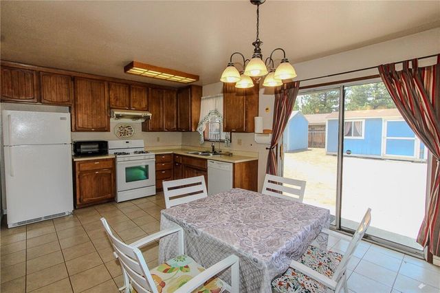 1084 Hugo Lane, Big Bear, CA 92314