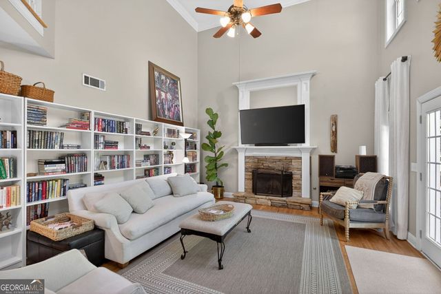 1011 Chestnut Creek Drive, Villa Rica, GA 30180