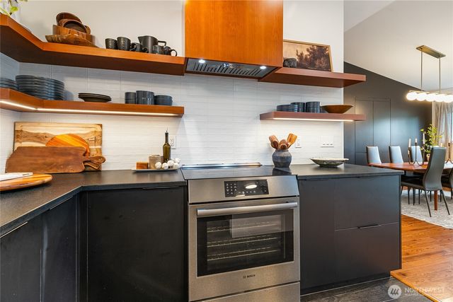 1210 Kenoyer Drive, Bellingham, WA 98229