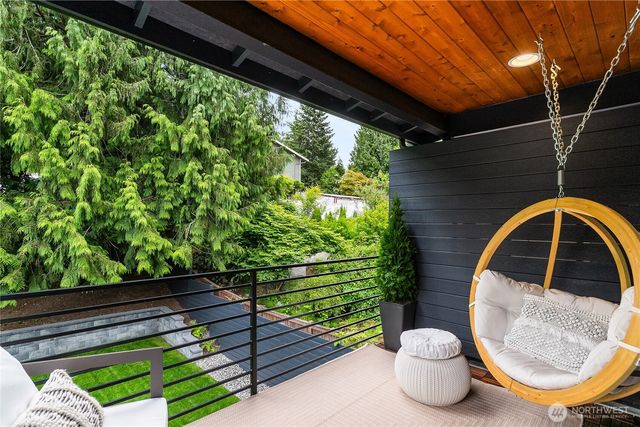 1210 Kenoyer Drive, Bellingham, WA 98229