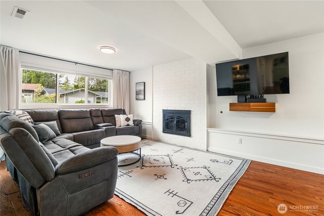 1210 Kenoyer Drive, Bellingham, WA 98229