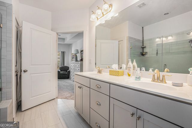 2473 Rathburn Circle, Loganville, GA 30052