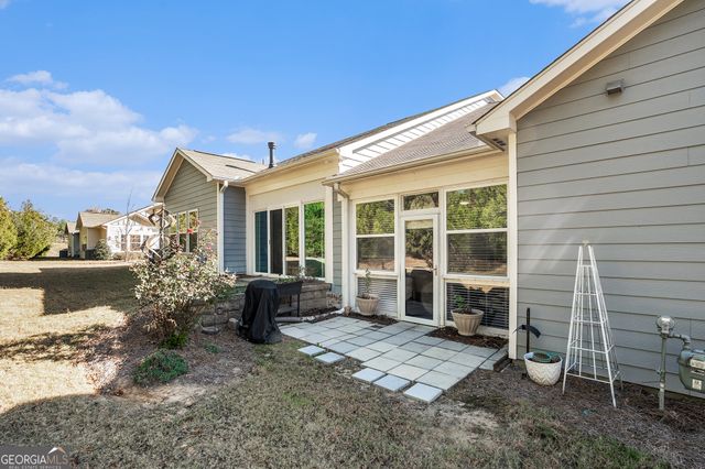 2473 Rathburn Circle, Loganville, GA 30052