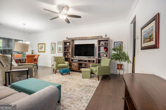 2473 Rathburn Circle, Loganville, GA 30052