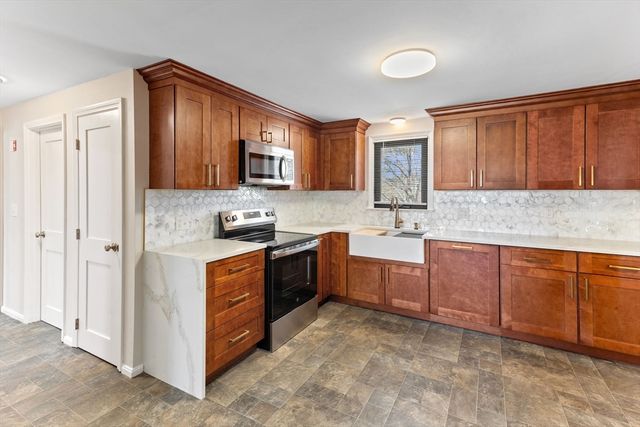 141 Spruce Street, Bridgewater, MA 02324