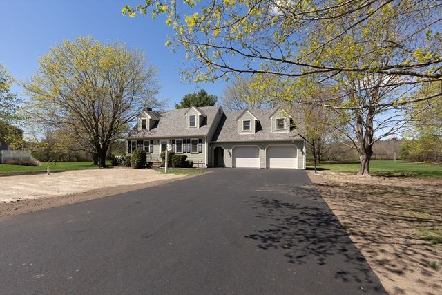 141 Spruce Street, Bridgewater, MA 02324