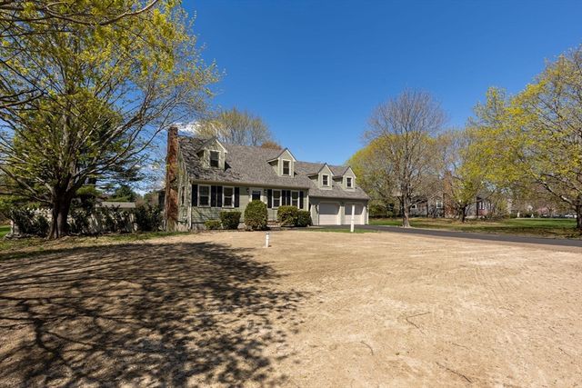 141 Spruce Street, Bridgewater, MA 02324