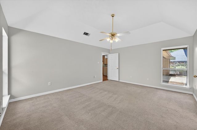 7637 Jill Court, North Richland Hills, TX 76182