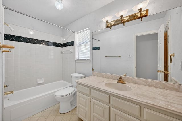 7637 Jill Court, North Richland Hills, TX 76182