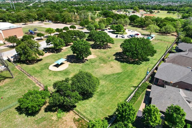 7637 Jill Court, North Richland Hills, TX 76182