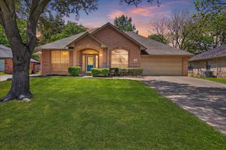 7637 Jill Court, North Richland Hills, TX 76182