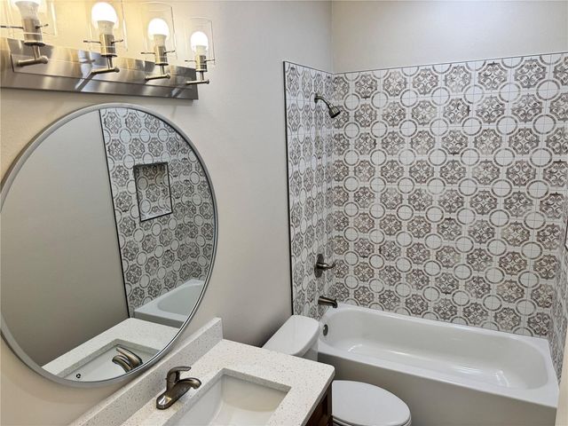 37549 TERI COURT, Dade City, FL 33525