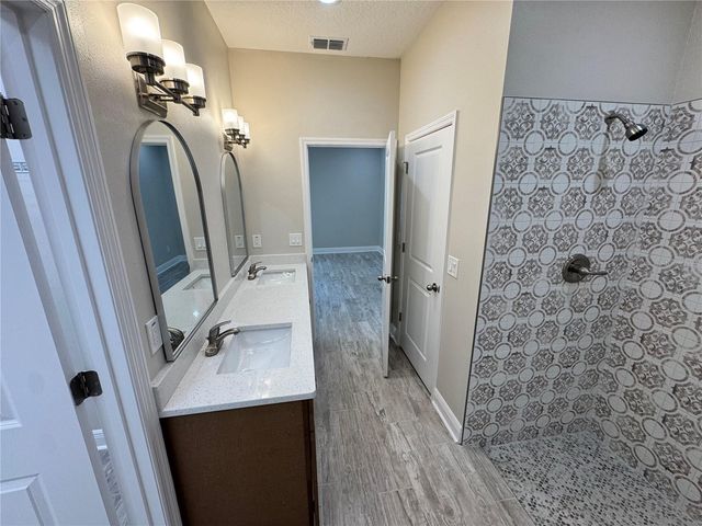 37549 TERI COURT, Dade City, FL 33525