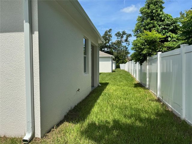 37549 TERI COURT, Dade City, FL 33525