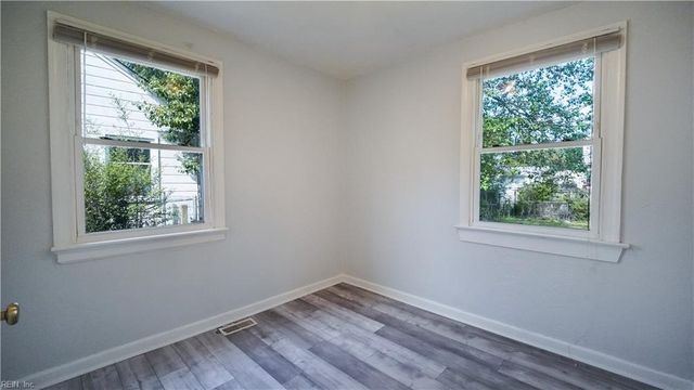 37 Cavalier RD, Hampton, VA 23669