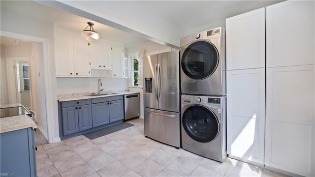 37 Cavalier RD, Hampton, VA 23669