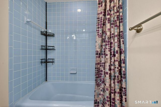 175 Beacon Hill Common 175, Beacon Falls, CT 06403
