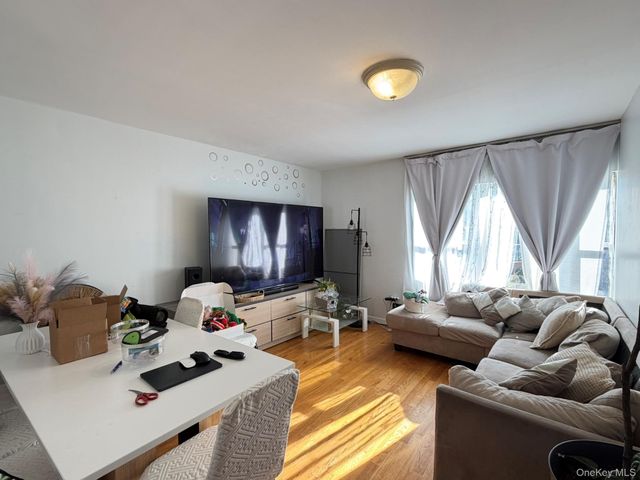 114-67 Taipei Court, College Point, NY 11356