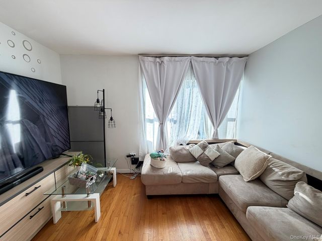 114-67 Taipei Court, College Point, NY 11356