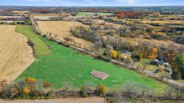 Lt1 MAPLE AVENUE, Mukwonago, WI 53149