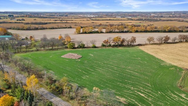 Lt1 MAPLE AVENUE, Mukwonago, WI 53149