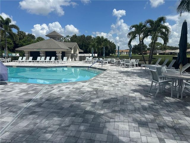 21194 Old Oak PL, Estero, FL 33928