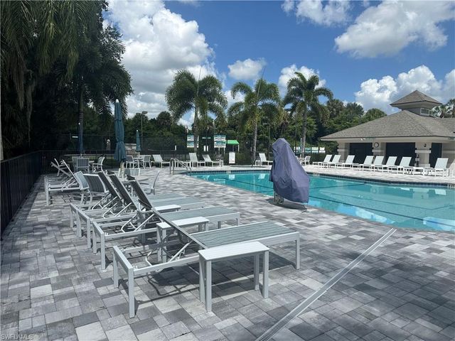 21194 Old Oak PL, Estero, FL 33928