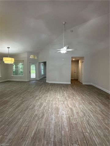 21194 Old Oak PL, Estero, FL 33928