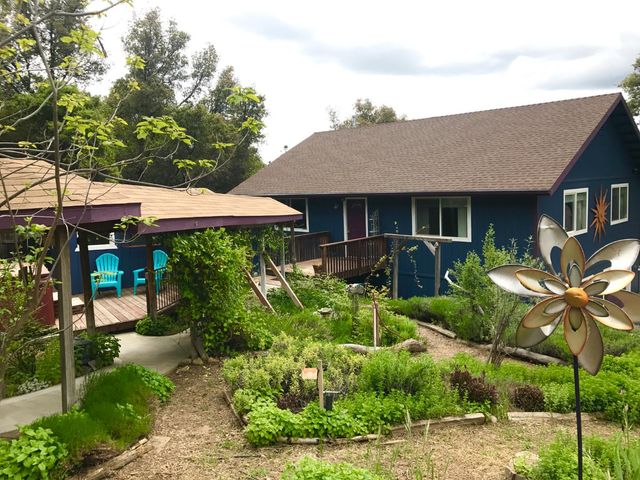 51571 Coyote Ridge Road, Oakhurst, CA 93644