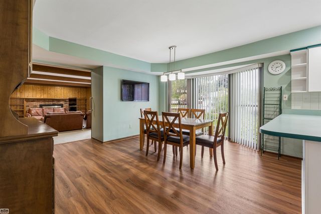 11715 Raintree Ct Court, Shelby Twp, MI 48315
