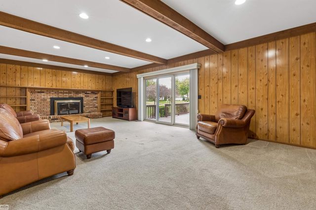 11715 Raintree Ct Court, Shelby Twp, MI 48315