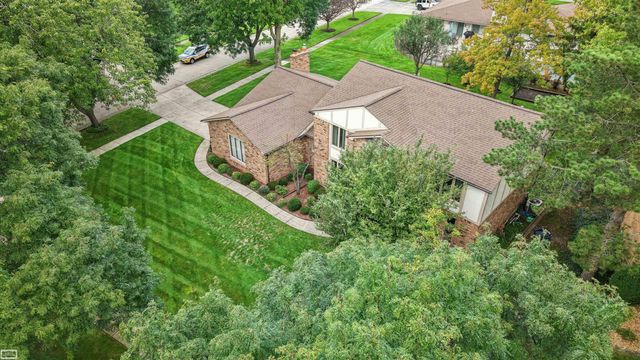 11715 Raintree Ct Court, Shelby Twp, MI 48315