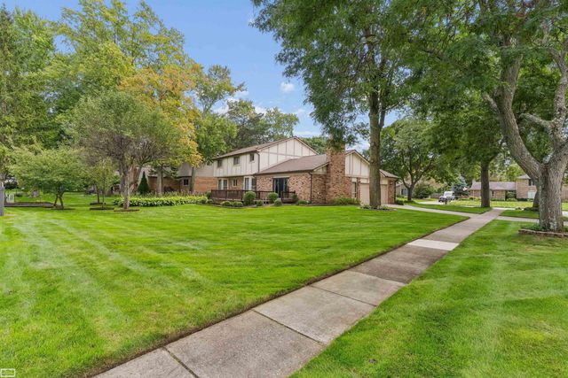 11715 Raintree Ct Court, Shelby Twp, MI 48315