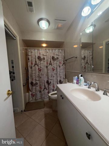 21 CHANDLER LN, Voorhees, NJ 08043